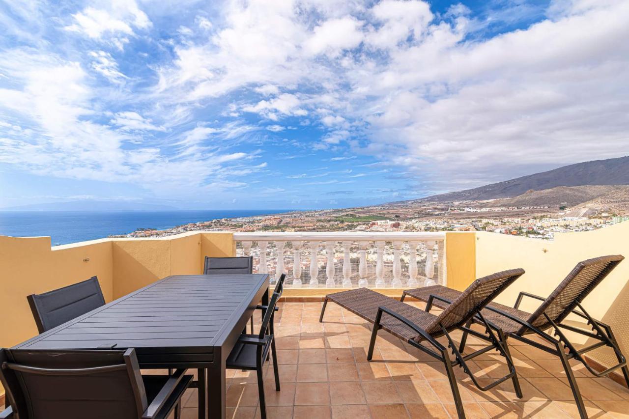 Top Floor With Ocean View 아데제 외부 사진