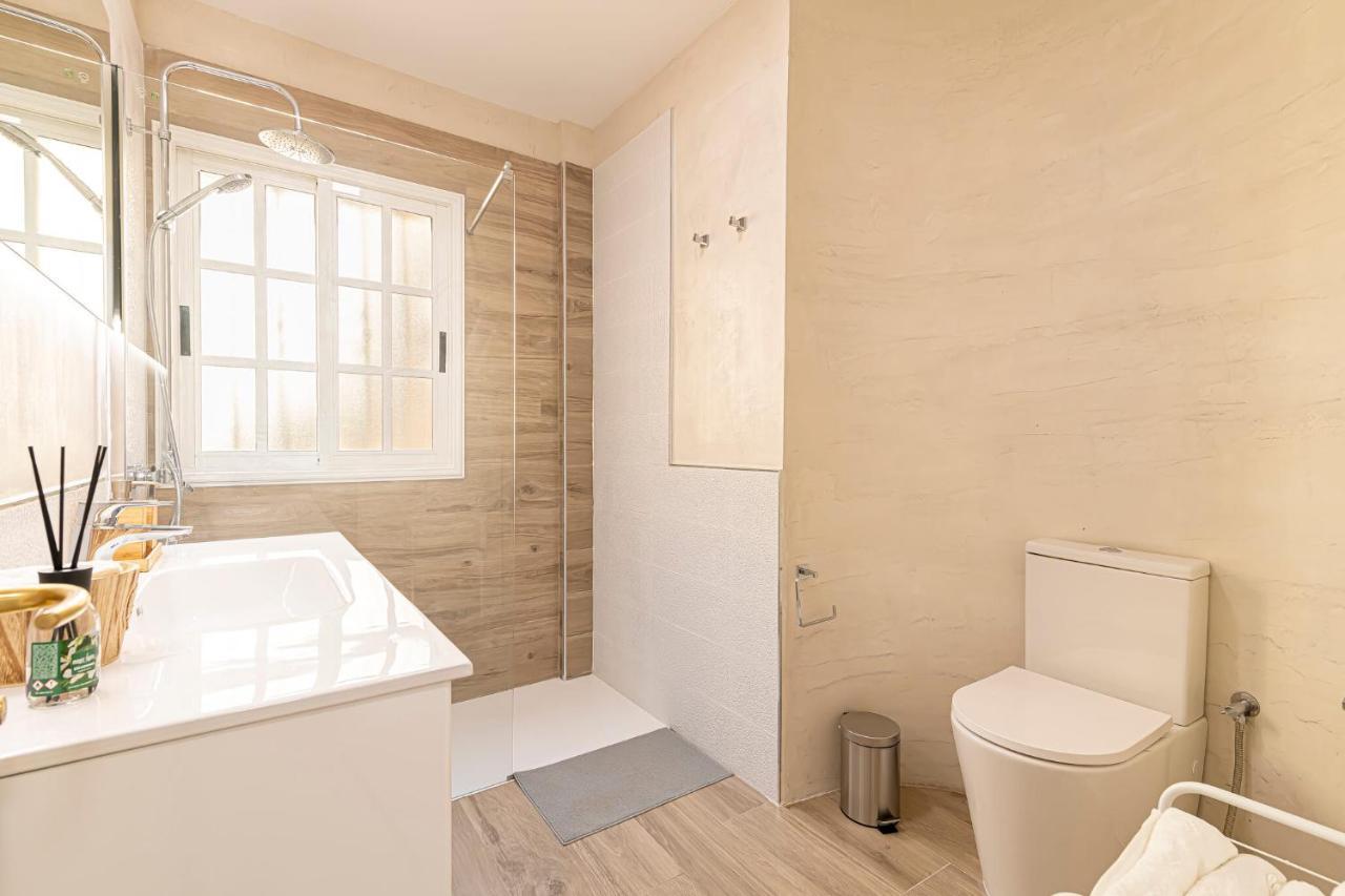 Top Floor With Ocean View 아데제 외부 사진